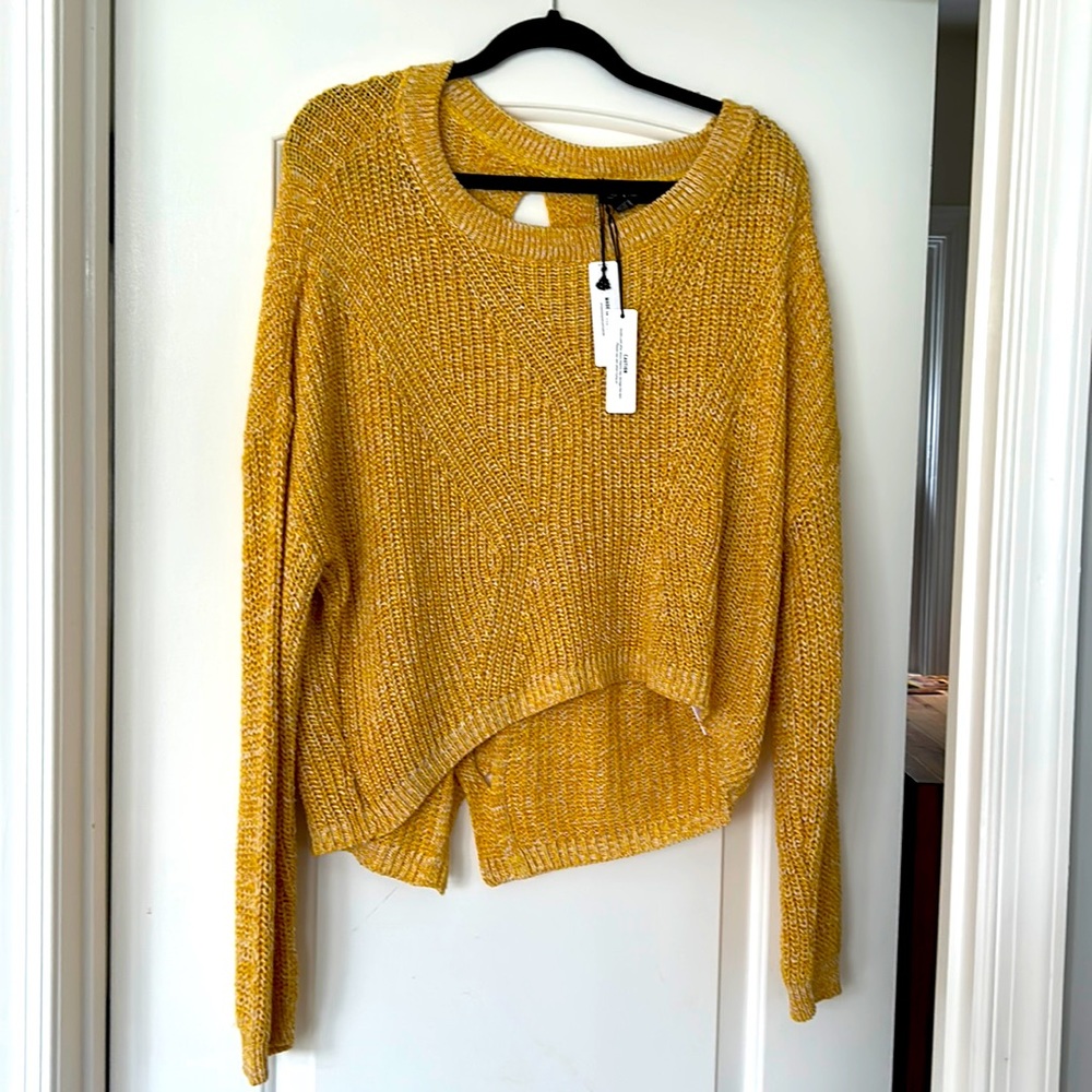 Cropped (long) sweater from Express. New with tags size M